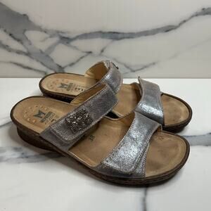 Mephisto Women's Mobils Gray Leather Low Wedge Heel Comfort Sandals Sz 38 Sz 8